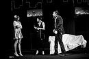 Ivana Jirešová, Linda Rybová, Igor Chmela během představení Když Harry potkal Sally, foto: Luděk Cigánek