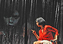 Kateřina Bohatová (Šildová) během představení Miluju tě, ale ..., foto: Josef Ptáček