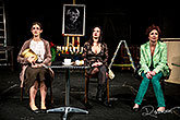 Jana Bernášková, Ilona Svobodová, Kristýna Leichtová v komedii P.R.S.A., foto: Roman Albrecht