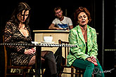 Kristýna Leichtová, Ilona Svobodová, Mira Nosek v komedii P.R.S.A., foto: Roman Albrecht