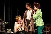 Eva Lecchiová, Jana Bernášková, Ilona Svobodová v komedii P.R.S.A., foto: Roman Albrecht