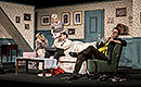 Vanda Hybnerová, Sabina Laurinová, Ondřej Vetchý, Richard Trsťan v komedii Prachy!!!, foto: Roman Albrecht