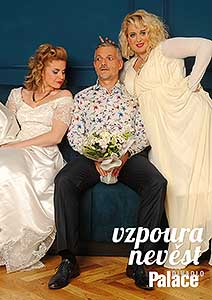 Vendula Fialová, Richard Trsťan, Miluše Bittnerová v komedii Vzpoura nevěst, foto: Lucie Vítková