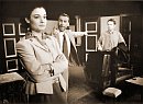 Martina Válková, David Suchařípa, Jiří Langmajer v představení „A do pyžam!“, foto: Ivo Mičkal