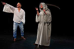 Mysteria Buffa, účinkují: Richard Trsťan a Eva Kodešová, foto: Lucie Vítková