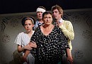 Silvie Koblížková, Aleš Procházka, Valérie Zawadská, Jan Dolanský v představení „Eskymák z Amsterodamu aneb Žádné zprávy od ...