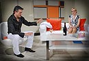 Richard Trsťan, Kateřina Brožová v představení „Dohazovač“, foto: Ivo Mičkal